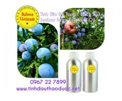 Tinh dầu Đỗ Tùng (bách xù) nguyên chất 1000ml