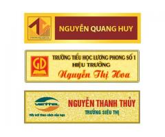 chuyên sản xuât thẻ tên nhân viên