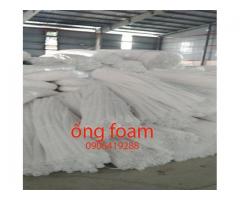 Ống foam dùng để cắm hoa