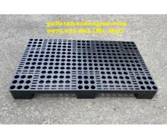 Pallet nhựa lót sàn giá rẻ cạnh tranh trên thị trường