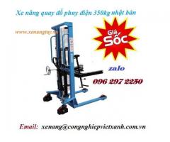 Xe nâng phuy có thể sử dụng ngoài trời mưa?